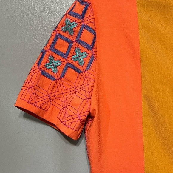 Champagne & Strawberry Embroidered V-Neck Dress Short Sleeve Mod Style Mini S - Picture 5 of 11